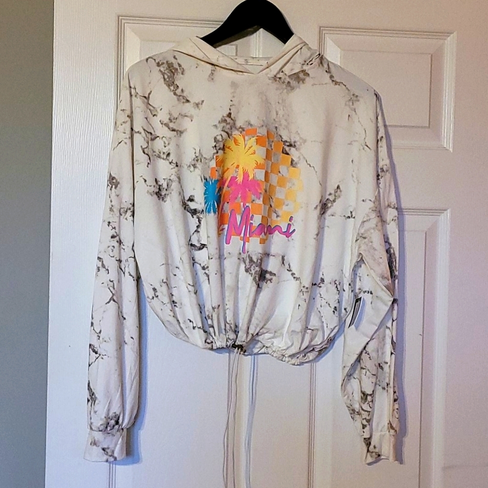 Hooded Crop Top Drawerstring Sweatshirt